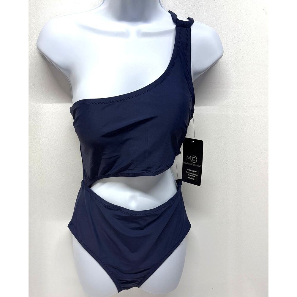 women one shoulder cut- out one piece swimsuit Medium monokini bathing suitNWT